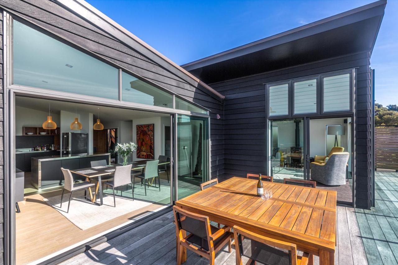 Taonga With Sea Views By Waiheke Unlimited Villa Oneroa Buitenkant foto
