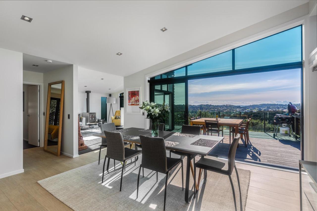 Taonga With Sea Views By Waiheke Unlimited Villa Oneroa Buitenkant foto