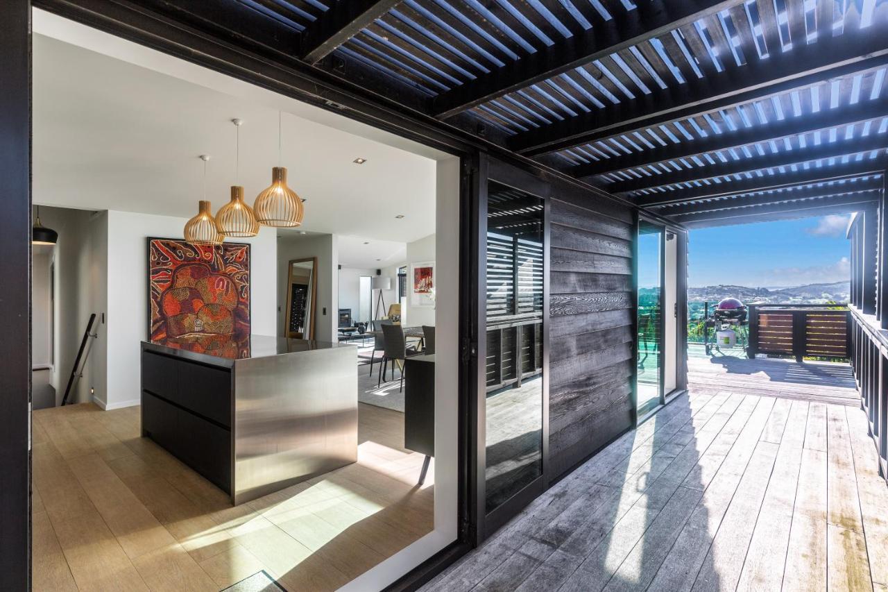 Taonga With Sea Views By Waiheke Unlimited Villa Oneroa Buitenkant foto